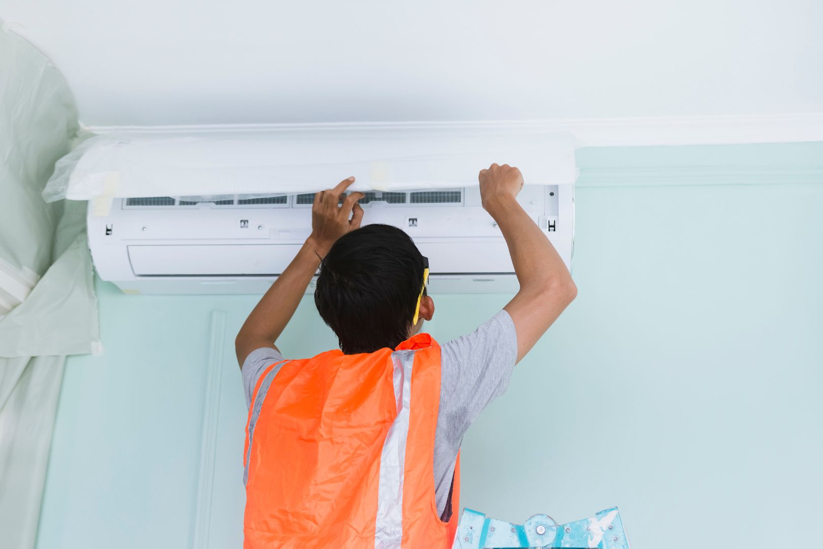 Como eliminar cheiro ruim no ar condicionado