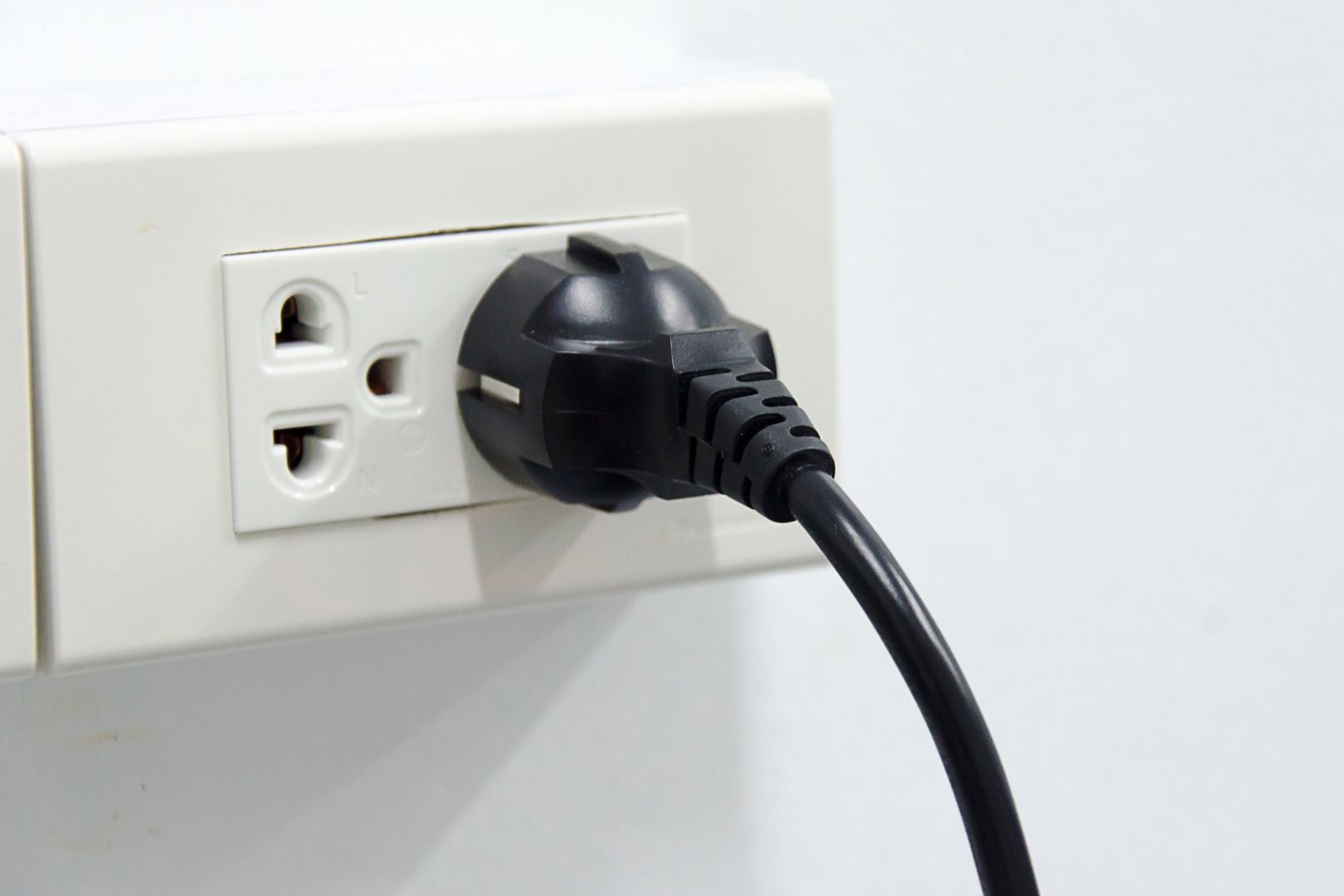 Como testar tomadas e confirmar funcionamento